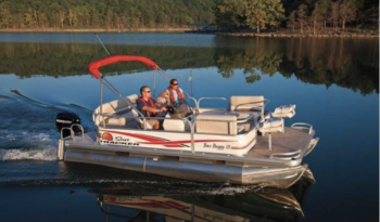 2011 Sun Tracker Pontoon Boat